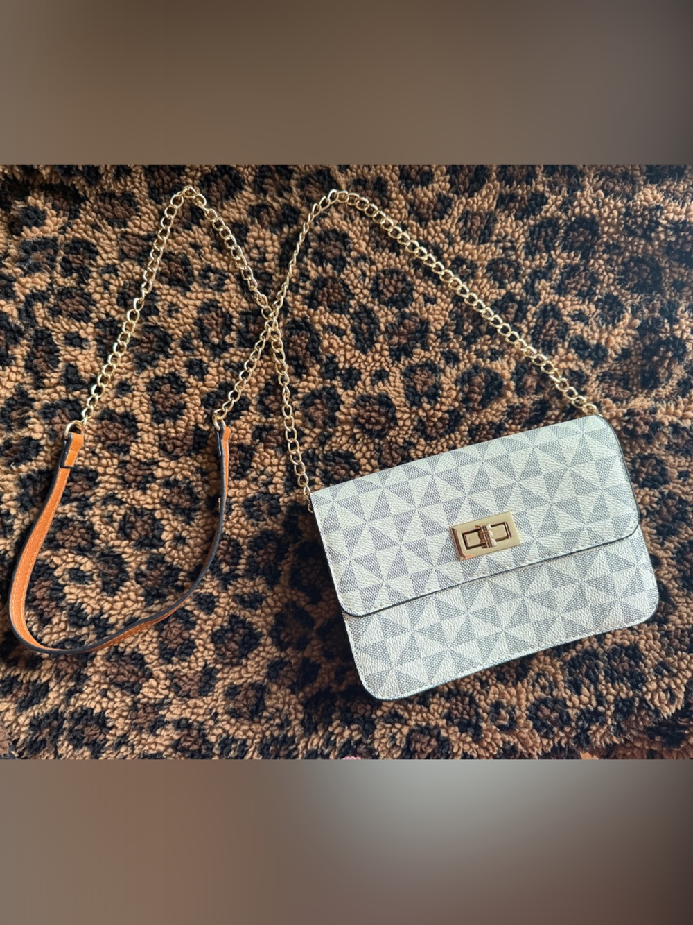 Women’s Crossbody Leather Purse